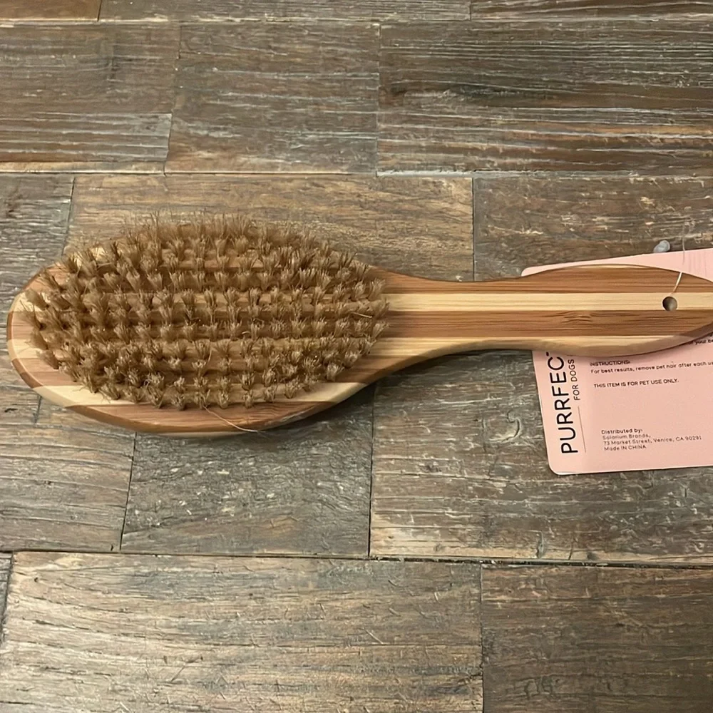 Bath & Body Works Perfect Paws Pin and Bristle Brush🖤